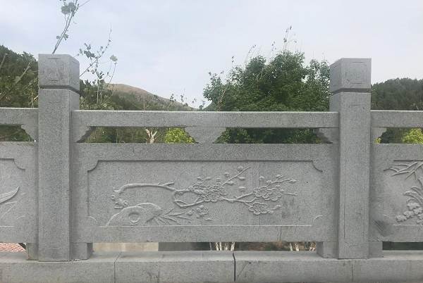 新疆维吾尔自治区大连河道石栏杆来图定制